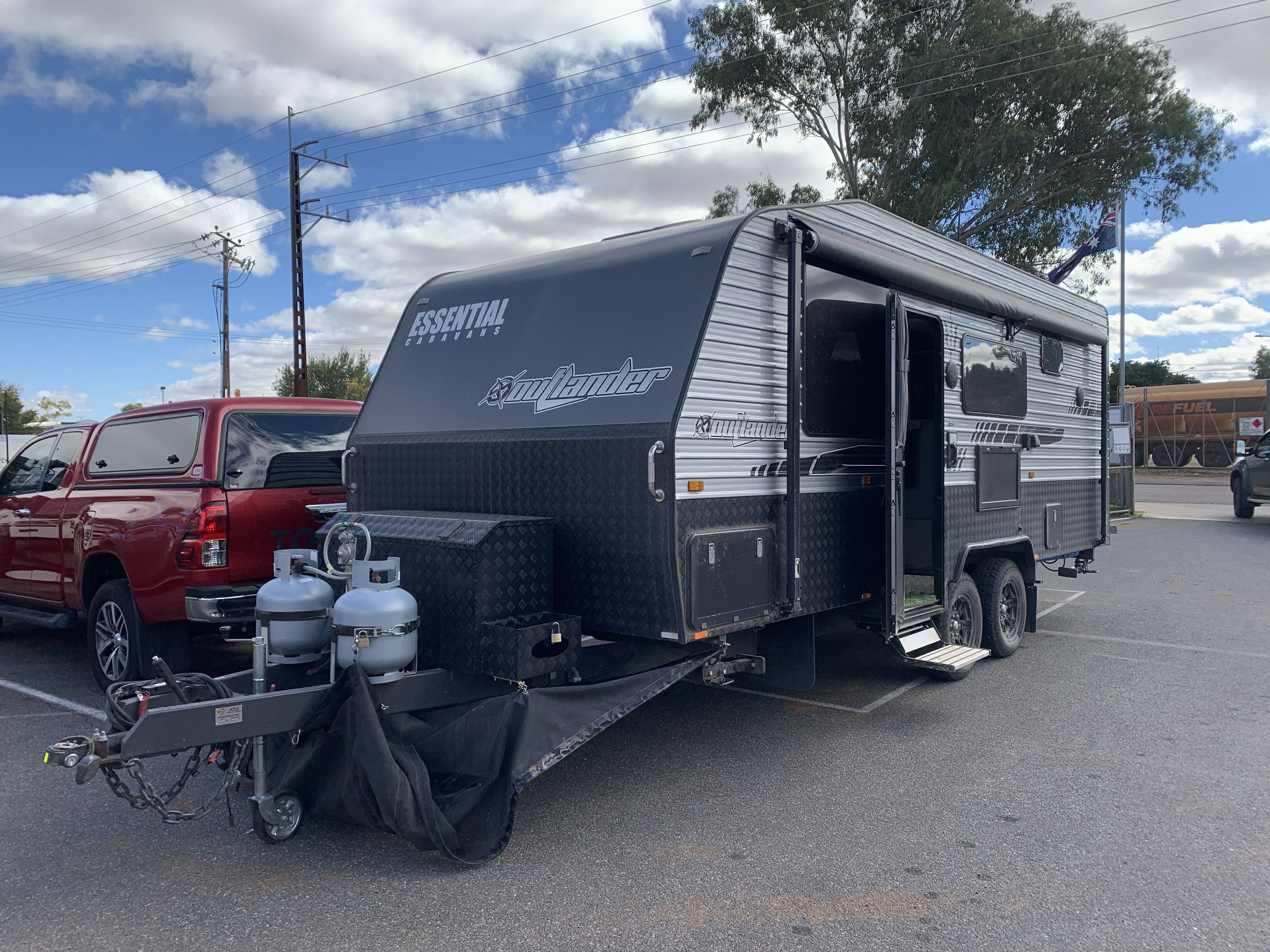 Caravan on site — Central Australia